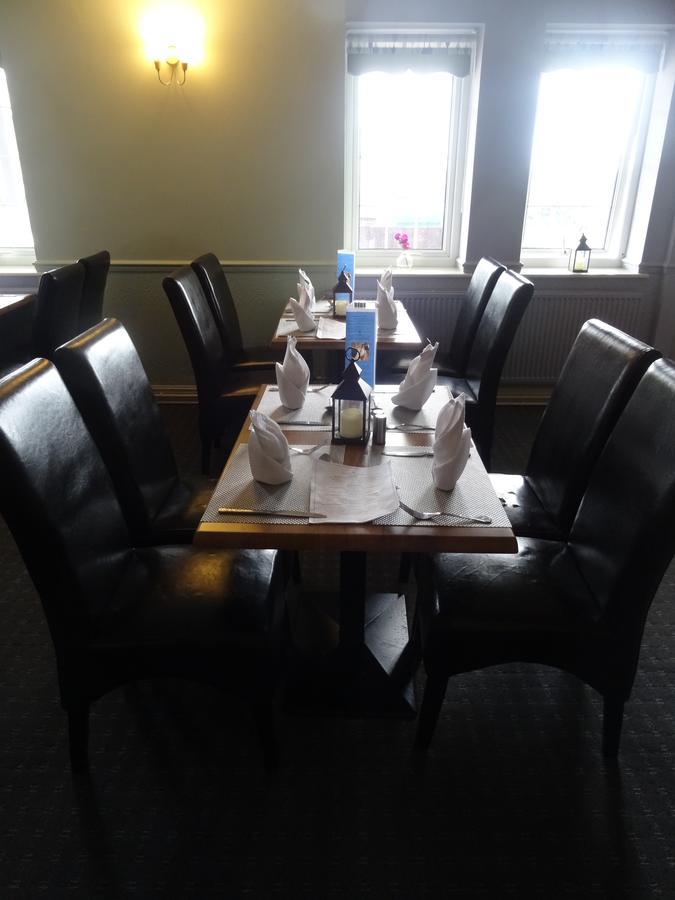 Celtic International Hotel Cardiff Airport Barry Buitenkant foto